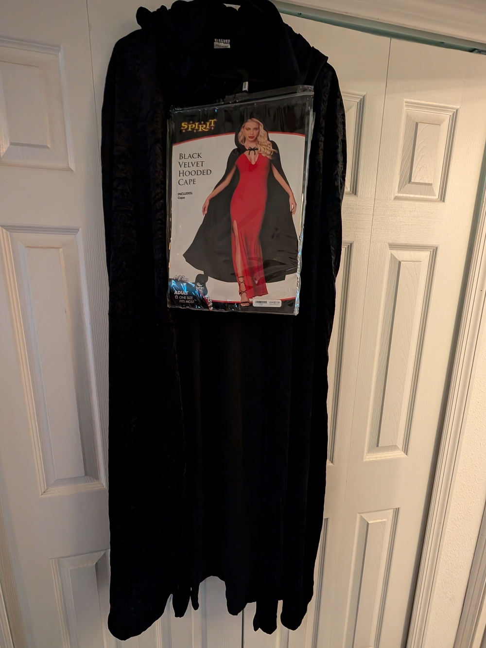 Spirit Black Velvet Hooded Cape for Adults